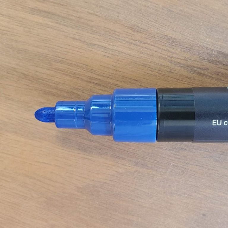 Queen marking pen blue posca